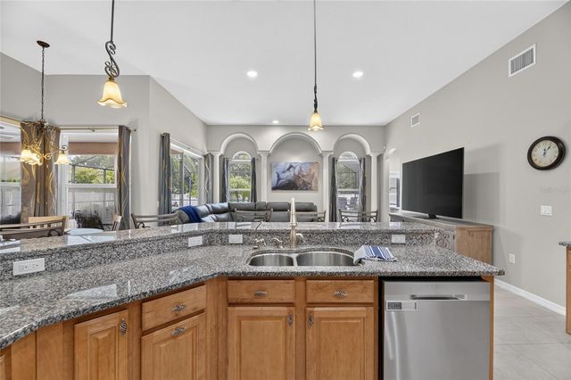 111 FALLING WATER DRIVE, Brandon, FL 33511