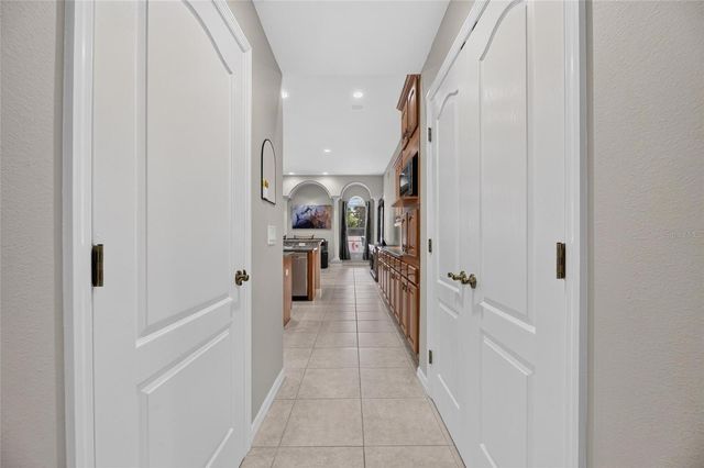 111 FALLING WATER DRIVE, Brandon, FL 33511