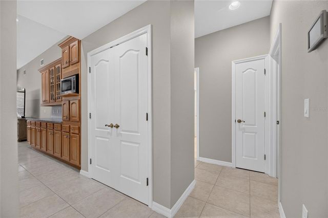 111 FALLING WATER DRIVE, Brandon, FL 33511