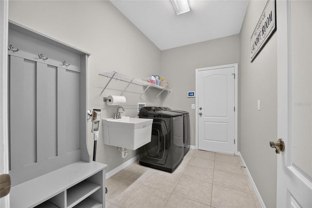 111 FALLING WATER DRIVE, Brandon, FL 33511