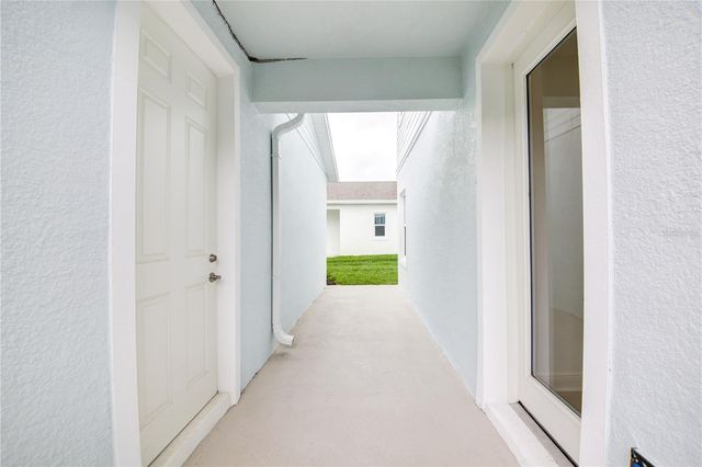 9131 WALCOTT LANE, Lakewood Ranch, FL 34240