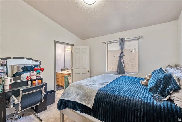 1404 N SPRING MOUNTAIN RD, Springville, UT 84663