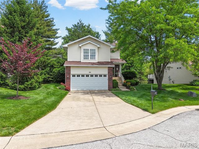 806 Conch Terrace, Lake St Louis, MO 63367