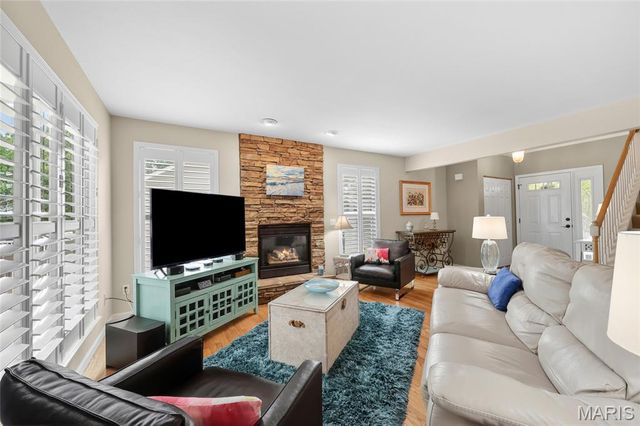 806 Conch Terrace, Lake St Louis, MO 63367