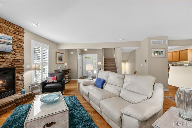 806 Conch Terrace, Lake St Louis, MO 63367