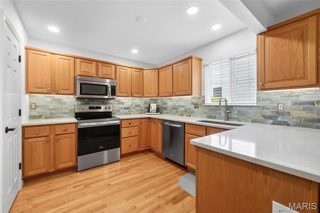806 Conch Terrace, Lake St Louis, MO 63367