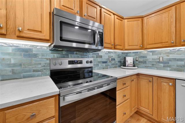 806 Conch Terrace, Lake St Louis, MO 63367