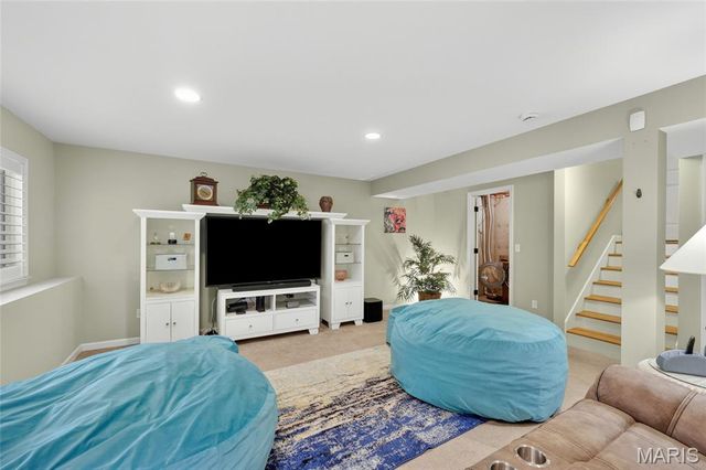 806 Conch Terrace, Lake St Louis, MO 63367