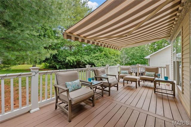 806 Conch Terrace, Lake St Louis, MO 63367