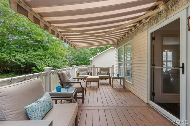 806 Conch Terrace, Lake St Louis, MO 63367