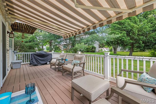 806 Conch Terrace, Lake St Louis, MO 63367