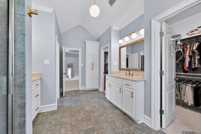 36194 Bluff Oaks Ave, Prairieville, LA 70769