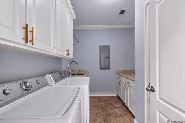 36194 Bluff Oaks Ave, Prairieville, LA 70769