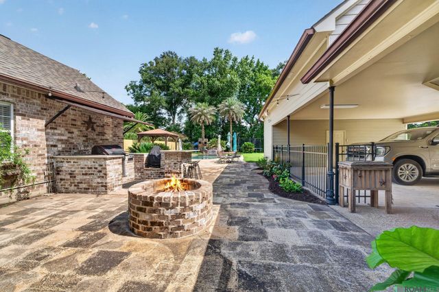 36194 Bluff Oaks Ave, Prairieville, LA 70769