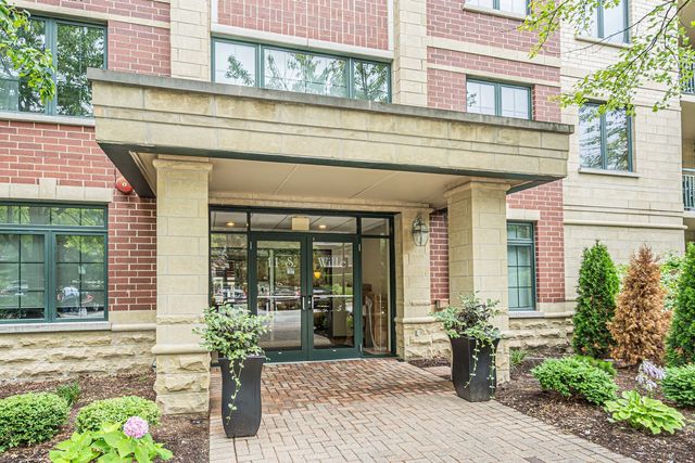 11 S Wille Street 501, Mount Prospect, IL 60056