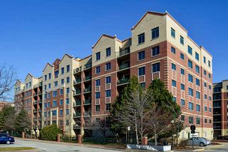 11 S Wille Street 501, Mount Prospect, IL 60056