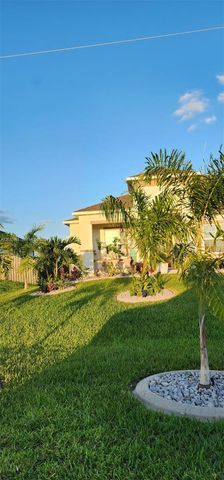 225 SW 31st Place, Cape Coral, FL 33991