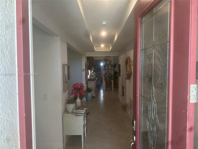 225 SW 31st Place, Cape Coral, FL 33991