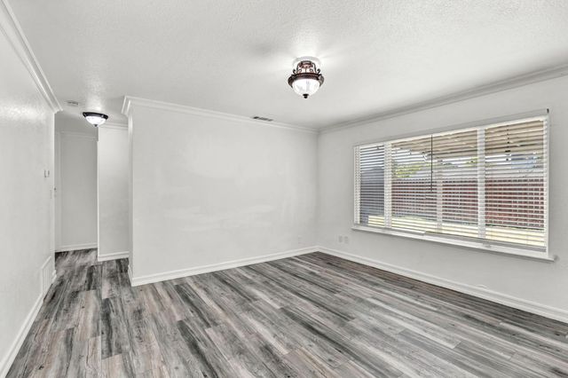 4222 Galbrath Dr, North Highlands, CA 95660