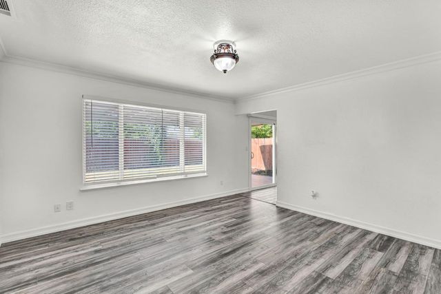 4222 Galbrath Dr, North Highlands, CA 95660