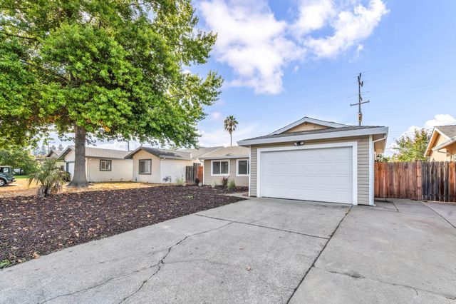 4222 Galbrath Dr, North Highlands, CA 95660