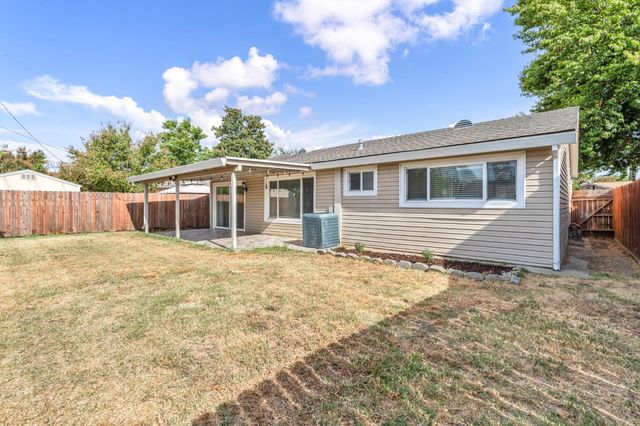 4222 Galbrath Dr, North Highlands, CA 95660