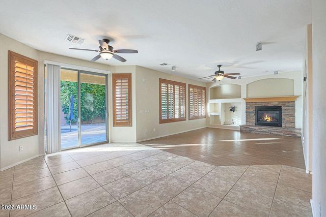 7863 W Melinda Lane, Peoria, AZ 85382