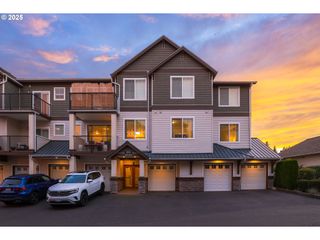 595 Nw LOST SPRINGS Ter 303, Portland, OR 97229