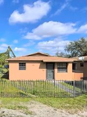 2371 NW 61st St A, Miami, FL 33142