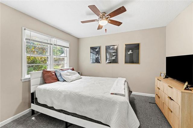 215 E 96th Street, Kansas City, MO 64114