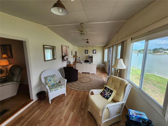 808 53RD AVENUE E 169, Bradenton, FL 34203