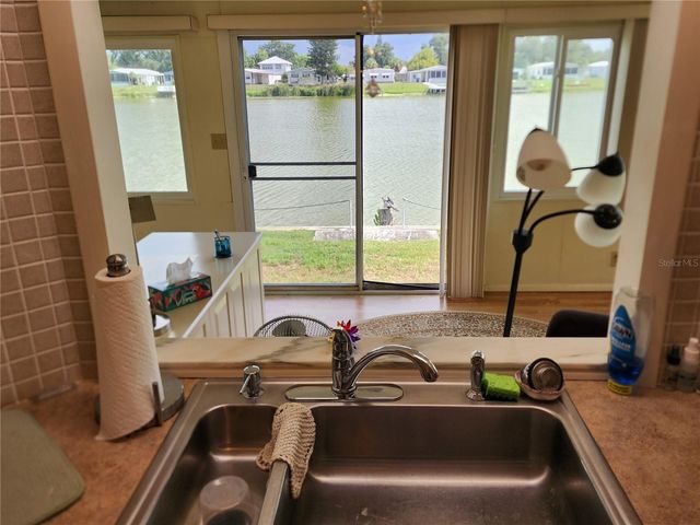 808 53RD AVENUE E 169, Bradenton, FL 34203