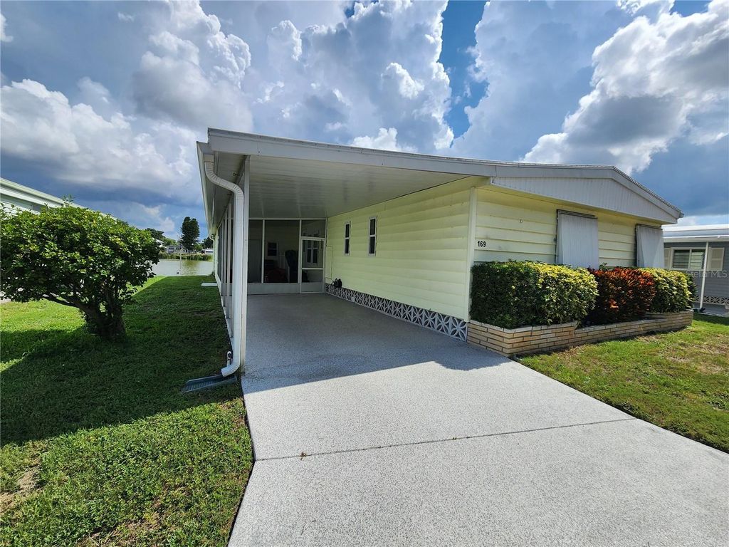 Image 2 of property listing at 808 53RD AVENUE E 169, Bradenton, FL 34203