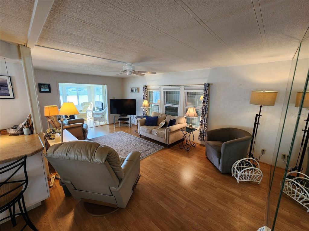 Image 12 of property listing at 808 53RD AVENUE E 169, Bradenton, FL 34203