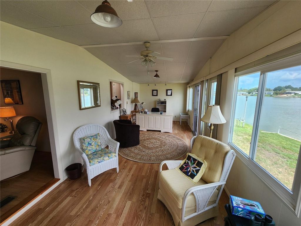 Image 15 of property listing at 808 53RD AVENUE E 169, Bradenton, FL 34203