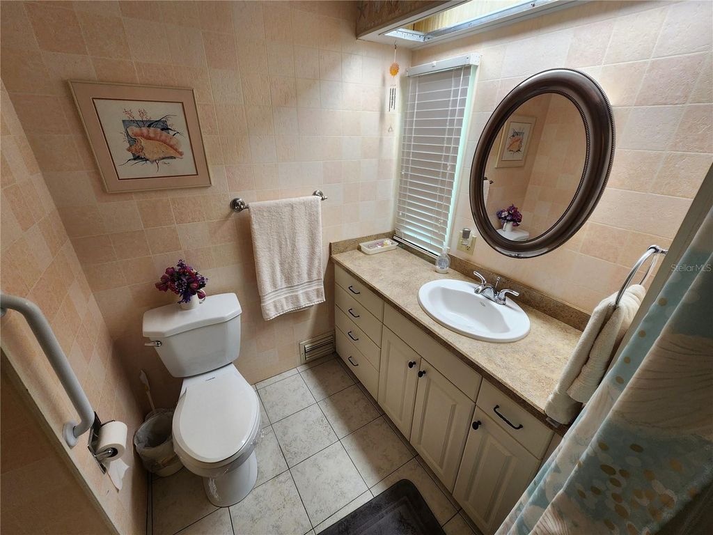 Image 21 of property listing at 808 53RD AVENUE E 169, Bradenton, FL 34203