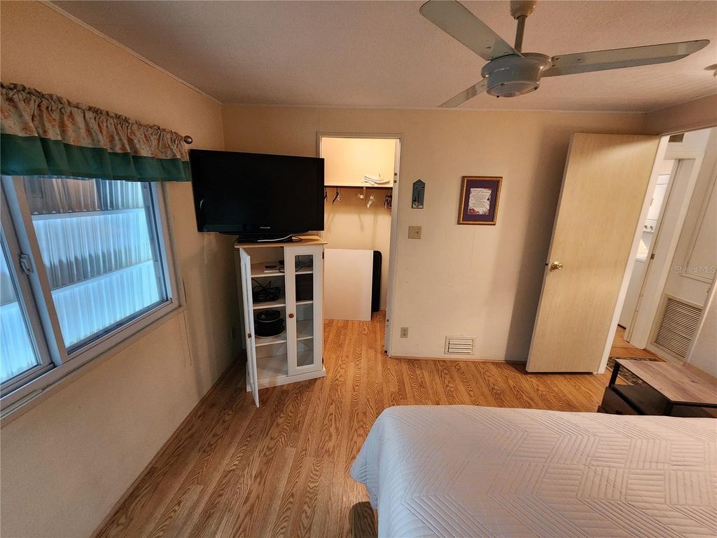 Image 24 of property listing at 808 53RD AVENUE E 169, Bradenton, FL 34203