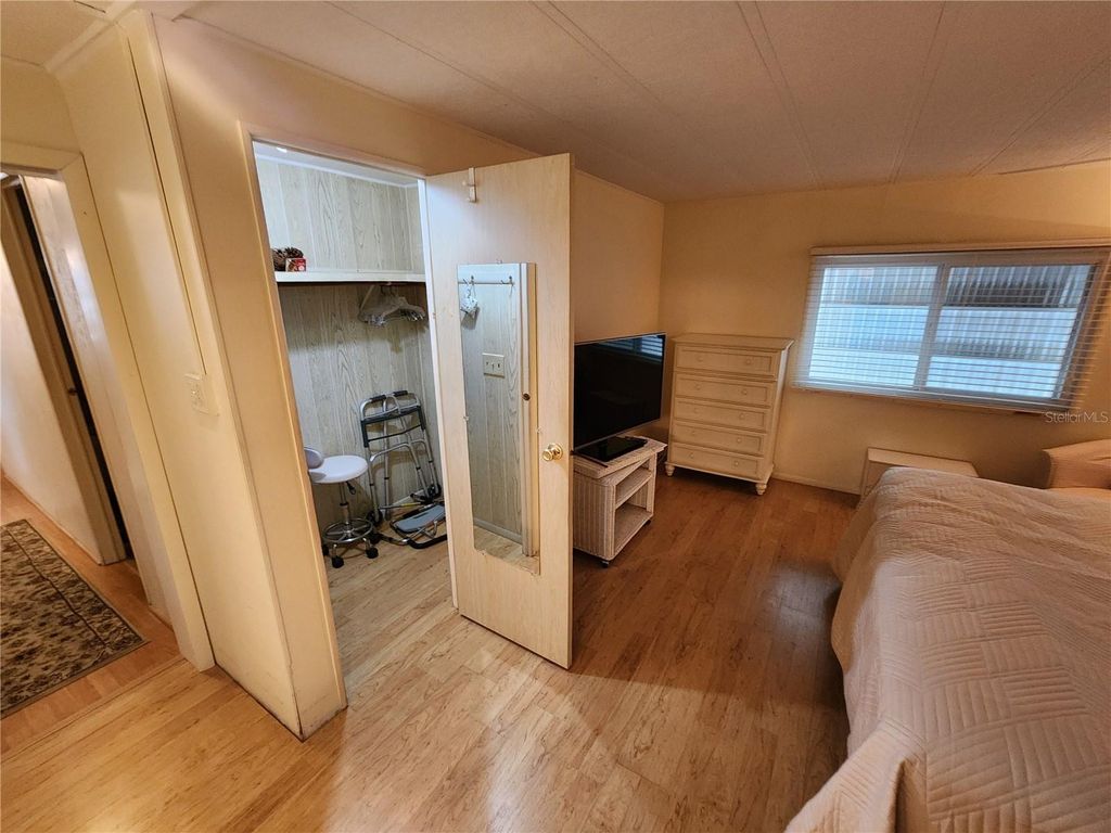 Image 33 of property listing at 808 53RD AVENUE E 169, Bradenton, FL 34203