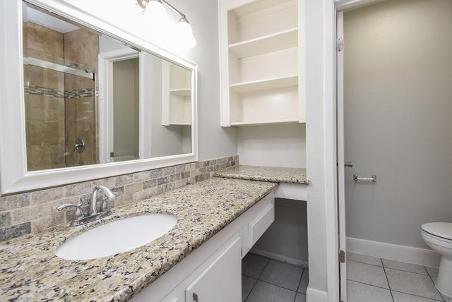 2313 Briarwest Boulevard, Houston, TX 77077