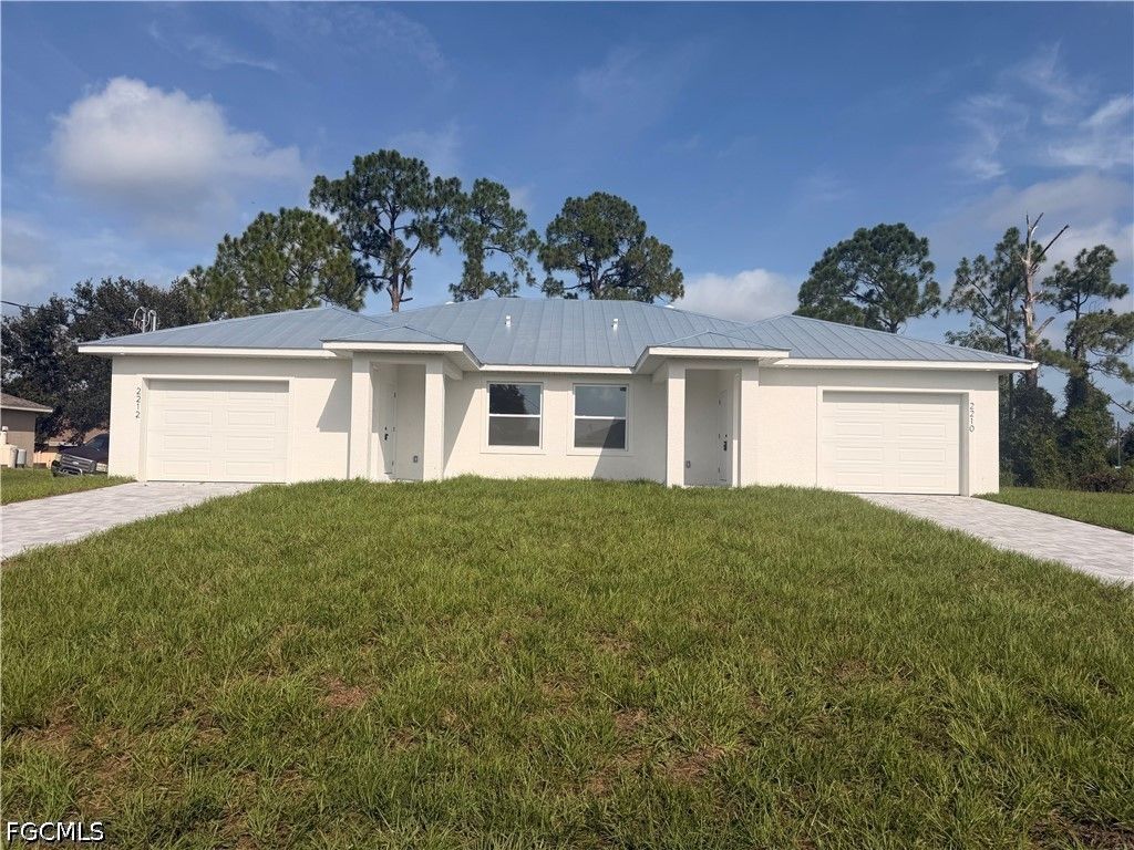 2212 Armour RD, Lehigh Acres, FL 33973