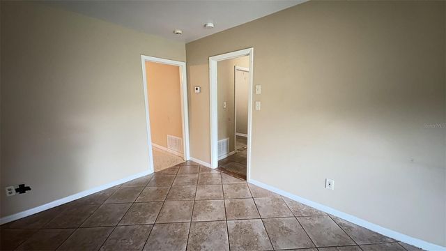 3330 NW 27TH AVENUE, Gainesville, FL 32605