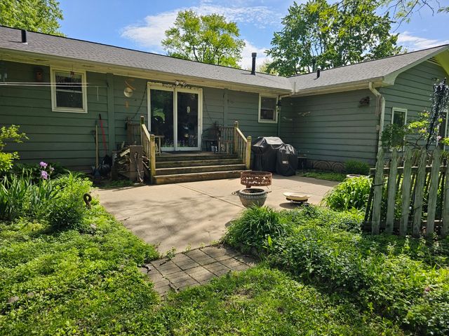 813 Considine Road, Geneva, IL 60134