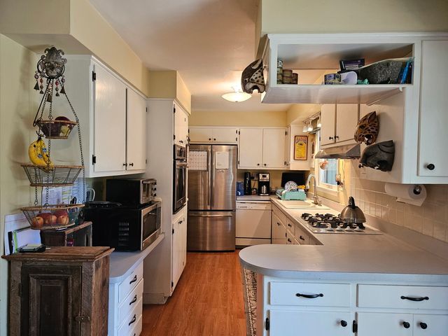 813 Considine Road, Geneva, IL 60134