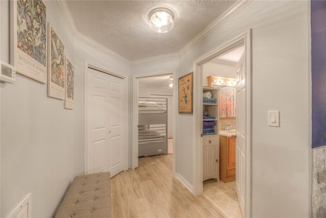 445 Loop Drive, Livingston, TX 77351