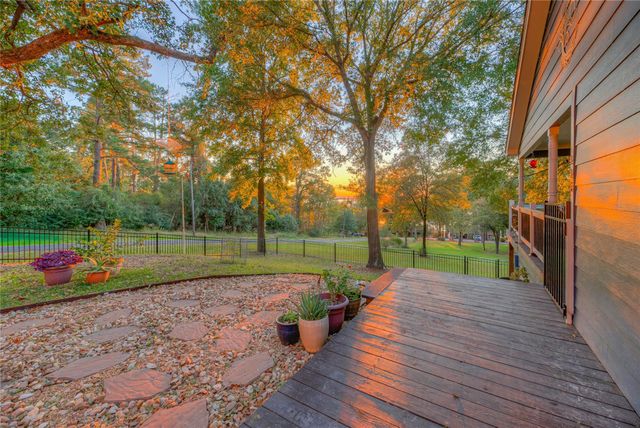 445 Loop Drive, Livingston, TX 77351