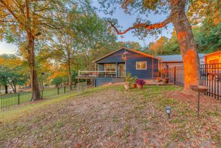 445 Loop Drive, Livingston, TX 77351
