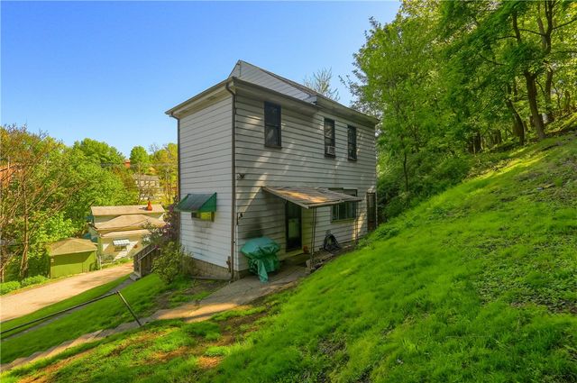 240 Mathilda St, Shaler, PA 15209