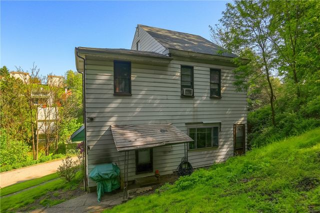 240 Mathilda St, Shaler, PA 15209