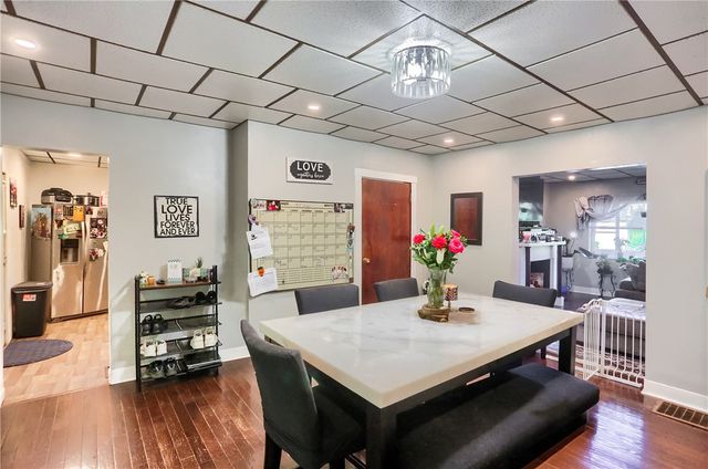 240 Mathilda St, Shaler, PA 15209