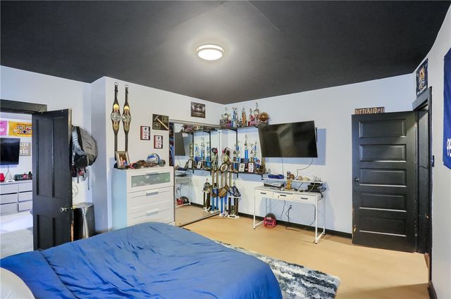 240 Mathilda St, Shaler, PA 15209